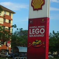 Photo taken at Shell by Muhd N. on 2/12/2013
