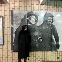 Photo taken at MTA Subway - 125th St (A/B/C/D) by Gulnara on 2/12/2019