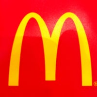 Photo taken at McDonald&amp;#39;s by Mizuto K. on 10/4/2012