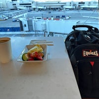 Photo taken at American Airlines Flagship Lounge by Rafael A. on 9/30/2023