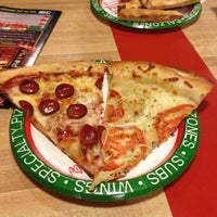 Снимок сделан в Berrafato&amp;#39;s Prima Pizza &amp;amp; Pasta пользователем Josh G. 9/30/2012