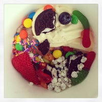 5/7/2013にMandyがFrozen Falls Yogurtで撮った写真