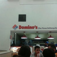 Photo taken at Domino&#39;s Pizza by Roberto A. on 12/24/2012