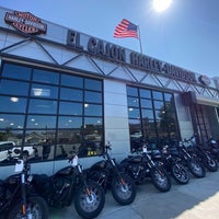 Das Foto wurde bei El Cajon Harley-Davidson von -M. O. am 10/6/2022 aufgenommen