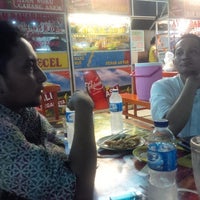 Review Kantin Mega Kuningan