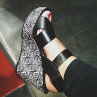 Review Payless ShoeSource