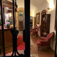 Das Foto wurde bei Hotel King Charles – U Krále Karla von Alla🇪🇸💃🏽❤️ am 3/7/2019 aufgenommen