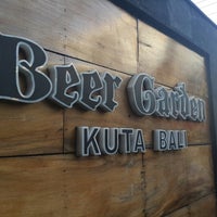 รูปภาพถ่ายที่ Beer Garden Kuta - Bali โดย Eko P. เมื่อ 6/24/2013