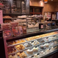 Photo taken at Vaccaro&amp;#39;s Italian Pastry Shop by Zachary B. on 2/25/2022