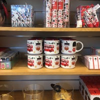 Photo taken at Tower of London Shop by Ami H. on 9/4/2018