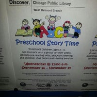 รูปภาพถ่ายที่ Chicago Library - West Belmont โดย Javier C. เมื่อ 10/10/2012