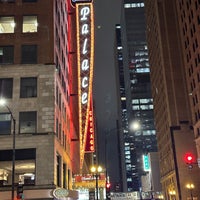 Das Foto wurde bei Cadillac Palace Theatre von Bruce C. am 12/6/2023 aufgenommen