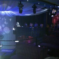 Foto tomada en La Condesa Bar &amp;amp; Club  por Mario A. el 9/30/2012