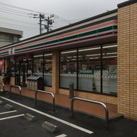 Photo taken at 7-Eleven by ゆっくり桃栗だぜ on 12/21/2019