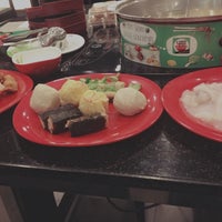Photo taken at Hot Pot Inter Buffet by โ จ | J O t. on 1/23/2014