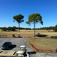 Foto scattata a Beau Rivage Golf &amp;amp; Resort da Joey H. il 11/26/2012
