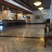 Das Foto wurde bei Lee Gardens Hotel von Jubia am 3/21/2017 aufgenommen