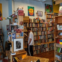 Photo taken at Alley Cat Books by Holger L. on 9/29/2019