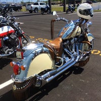 Das Foto wurde bei Harley-Davidson of Pensacola von John P. am 4/20/2014 aufgenommen