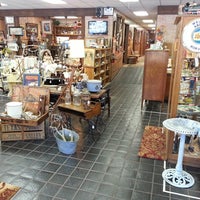Photo taken at Wagon Wheel Antique Mall by George S. on 7/6/2013