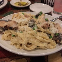 Photo taken at Carrabba&amp;#39;s Italian Grill by Jess G. on 6/15/2015