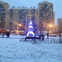 Photo taken at Сквер на углу Кузнецова и Ленинского by Maria K. on 12/22/2014