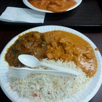 Снимок сделан в Kabab &amp;amp; Curry Express пользователем Marissa P. 6/15/2013