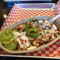Photo taken at Mucho Burrito Fresh Mexican Grill by Feverfew on 8/3/2013