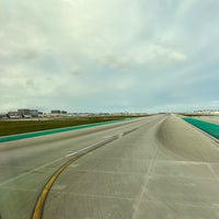Photo taken at Runway 7R - 25L by Niku on 4/4/2024
