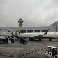 Photo taken at Terminal 2 by Niku on 4/30/2023
