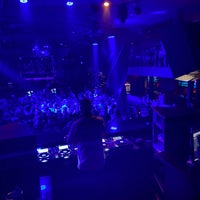 Das Foto wurde bei ORO Nightclub von Niku am 1/23/2020 aufgenommen