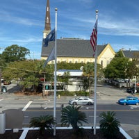 Photo taken at Courtyard Charleston Historic District by Niku on 10/17/2019