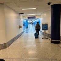 Photo taken at Terminal 4/5 Connector Tunnel by Niku on 4/28/2022