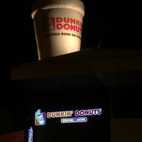 Photo taken at Dunkin&amp;#39; Donuts by Agjelson Sonilton C. on 5/12/2015