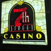 Das Foto wurde bei 7th Street Casino von Robin A. am 12/8/2018 aufgenommen