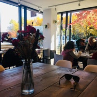 Photo taken at Storm City Coffee + Sweets by Zuzana H. on 10/23/2018