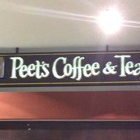 Photo taken at Peet&amp;#39;s Coffee &amp;amp; Tea by Sagy P. on 1/22/2018