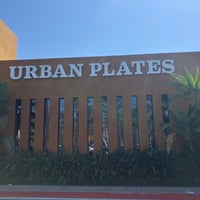 Photo taken at Urban Plates by Travis J. on 8/19/2022
