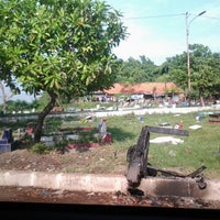 Photo taken at Taman Pemakaman Tegal Alur by itemzzz t. on 3/24/2013