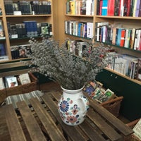 Photo taken at Anthony Frost English Bookshop by Rory on 8/11/2016