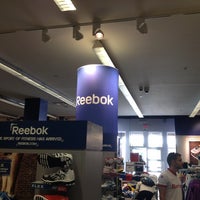 Photo taken at Reebok Outlet by Robson on 10/20/2012