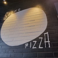 Foto tirada no(a) Sitko Pizza &amp;amp; Bar por Virve P. em 9/9/2023