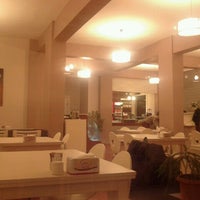 11/20/2012에 İlker O.님이 Gurme&amp;#39;s Cafe &amp;amp; Bistro에서 찍은 사진