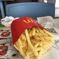 Photo taken at McDonald&amp;#39;s by Victor G. on 6/10/2019