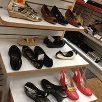 Payless kam hotsell shopping center
