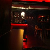 Das Foto wurde bei Miniatür Bar von Polinszky G. am 11/16/2012 aufgenommen