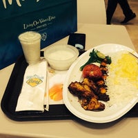 Photo taken at Pars Restaurant Dubai Mall by Shahab on 4/25/2014