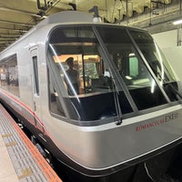 Photo taken at Odakyu Platforms 2-3 by jun_tera on 7/17/2023