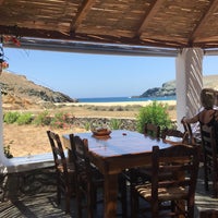 Photo taken at Fokos Taverna by Cuneyd Y. on 7/4/2018