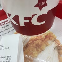 Das Foto wurde bei KFC von Катя am 3/25/2017 aufgenommen